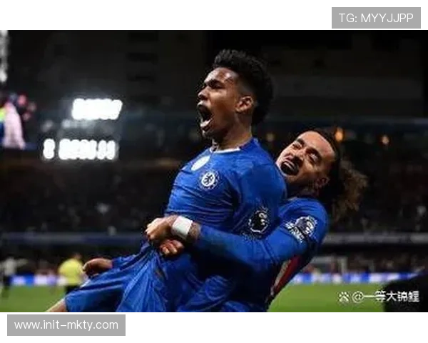 切尔西3-0巴萨:阿劳霍红牌成转折点,埃斯特旺破门 切尔西3-0巴萨:阿劳霍红牌成转折点,埃斯特旺破门